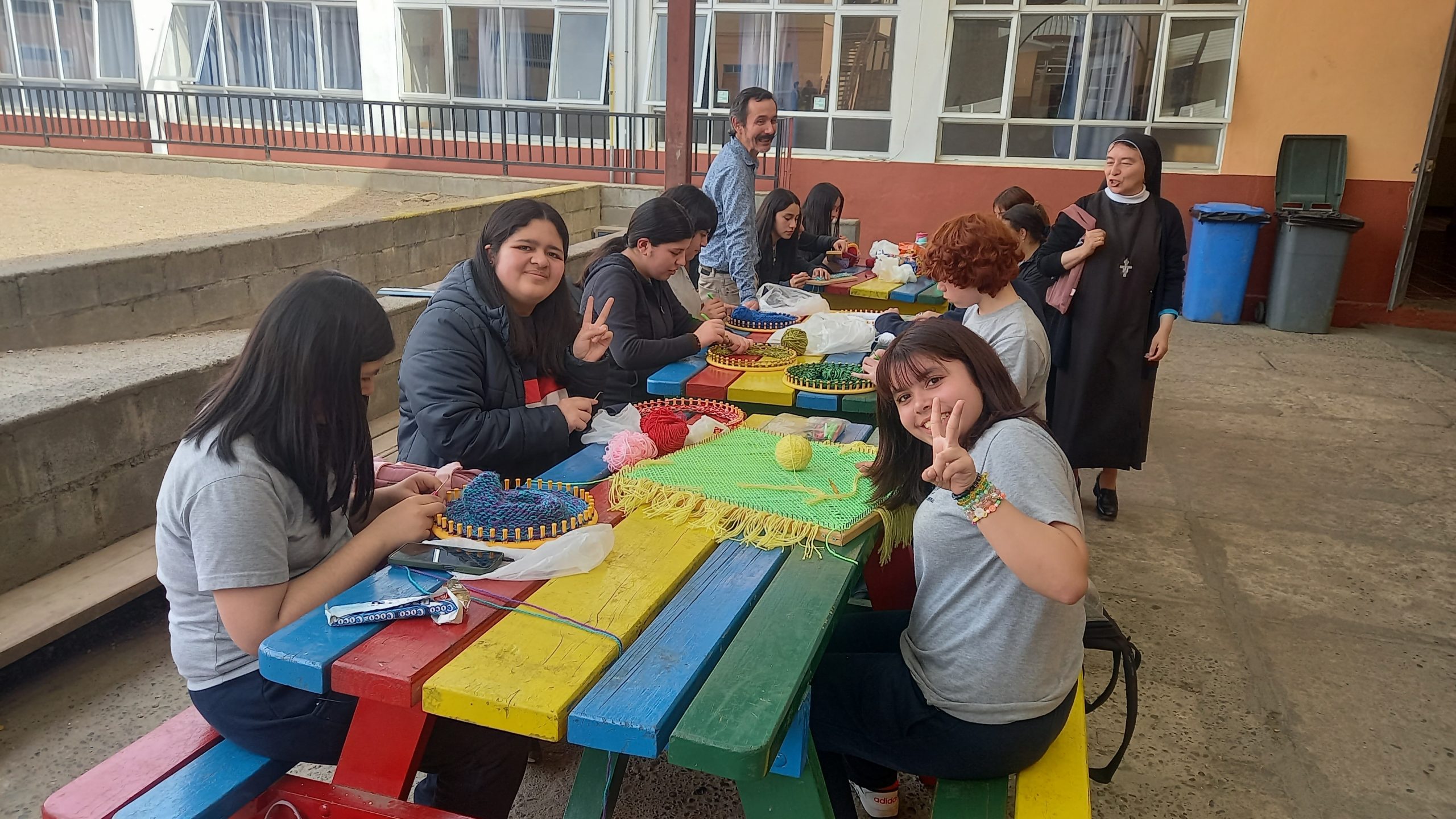 Read more about the article ACTIVIDAD EXTRAESCOLAR, TALLER DE TELAR