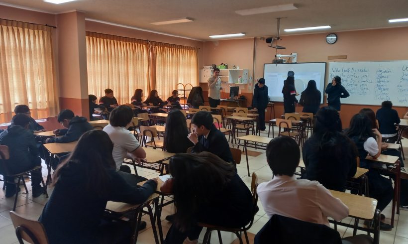 You are currently viewing CAPACITACIÓN ESTUDIANTES “LIDERES EN EL AULA”