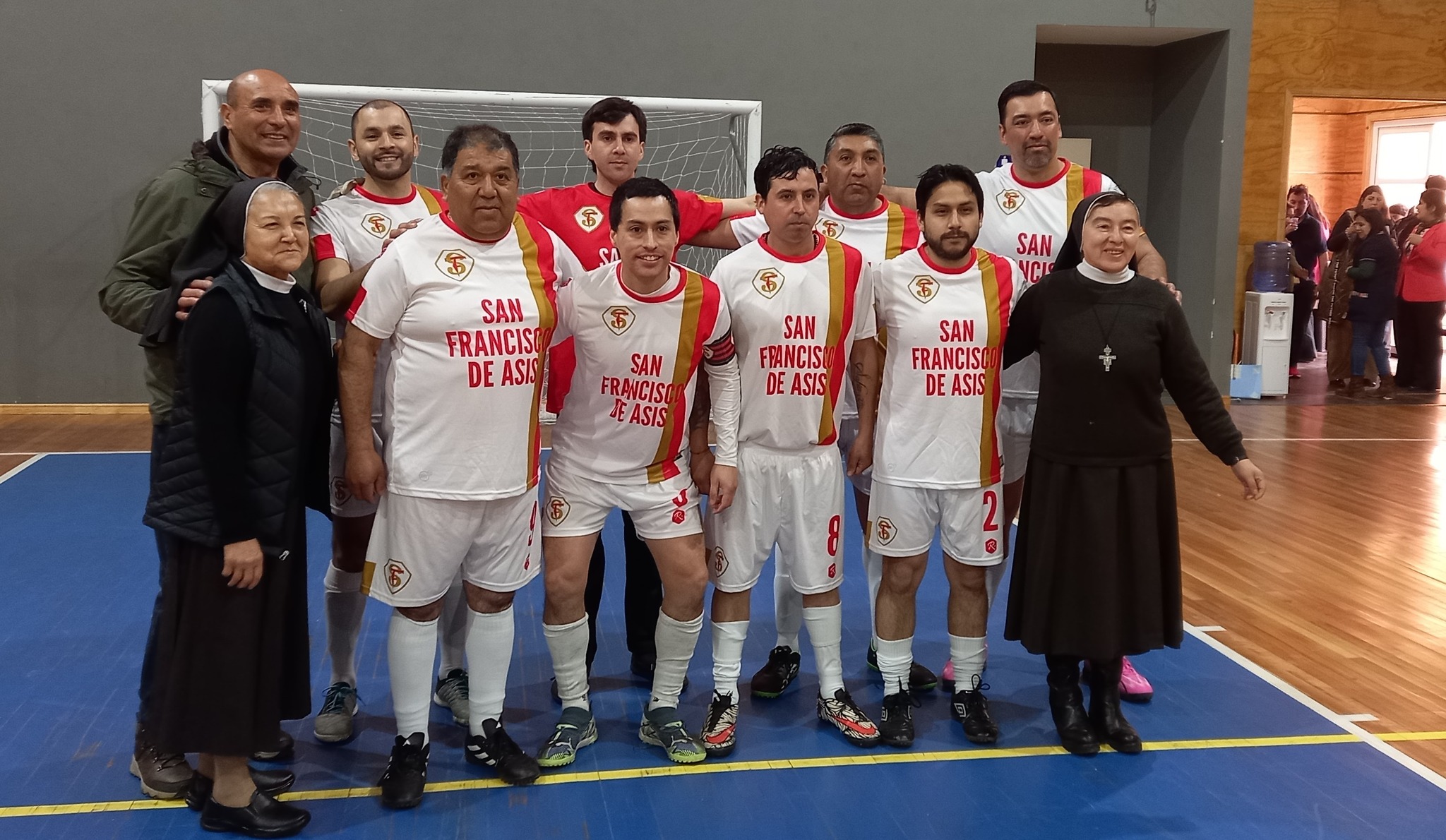Read more about the article CAMPEONATO DE FUTSAL FUNCIONARIOS DE LOS COLEGIOS SAN FRANCISCO DE ASÍS