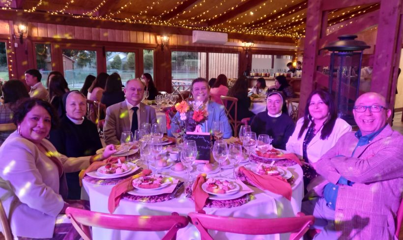 You are currently viewing CELEBRACIÓN DEL DÍA DEL PROFESOR Y ASISTENTE DE LA EDUCACIÓN