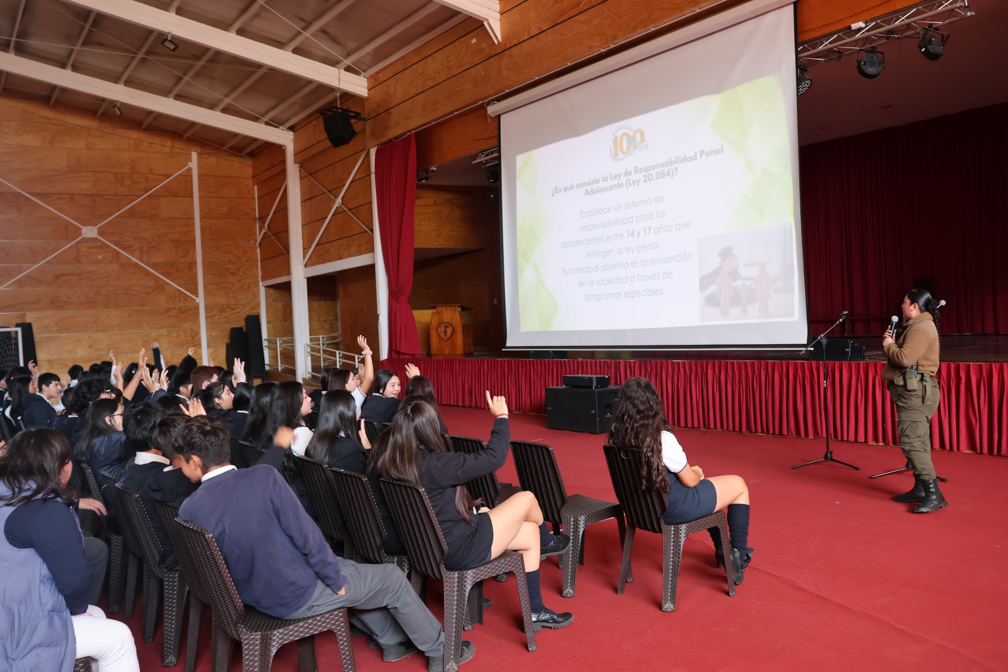 Read more about the article CHARLA SOBRE RESPONSABILIDAD PENAL ADOLESCENTE