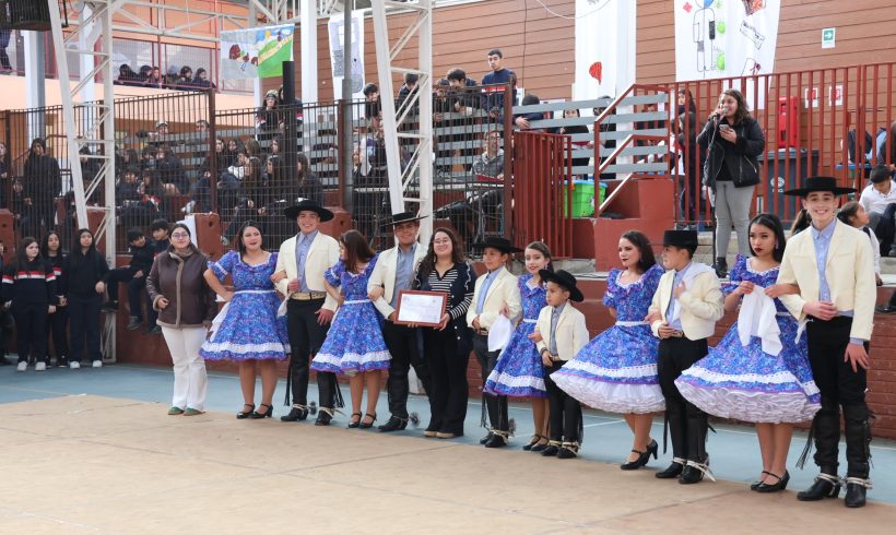 You are currently viewing PRESENTACIÓN DEL CLUB DE CUECA “SURCOS DE LA CUECA” – SEMANA ARTÍSTICA “PAISAJES AFECTIVOS”