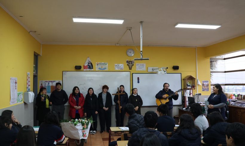 You are currently viewing LA CRUZ DE MAYO EN NUESTRO COLEGIO