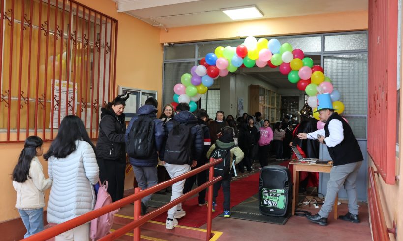 You are currently viewing BIENVENIDA A LOS ESTUDIANTES EN SU DÍA