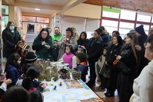  MUESTRA CULTURAL DE LOS PUEBLOS ORIGINARIOS Y MIZAWÜN EN ZONA DE PÁRVULOS.