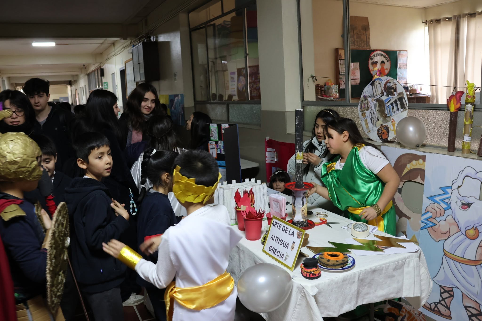 Read more about the article EXPO GRECIA: APRENDIZAJE BASADO EN PROYECTOS EN 3° BÁSICO A