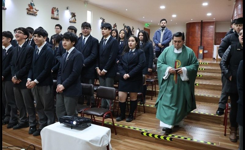 You are currently viewing EUCARISTÍA CON ESTUDIANTES DE SEGUNDO MEDIO A Y B