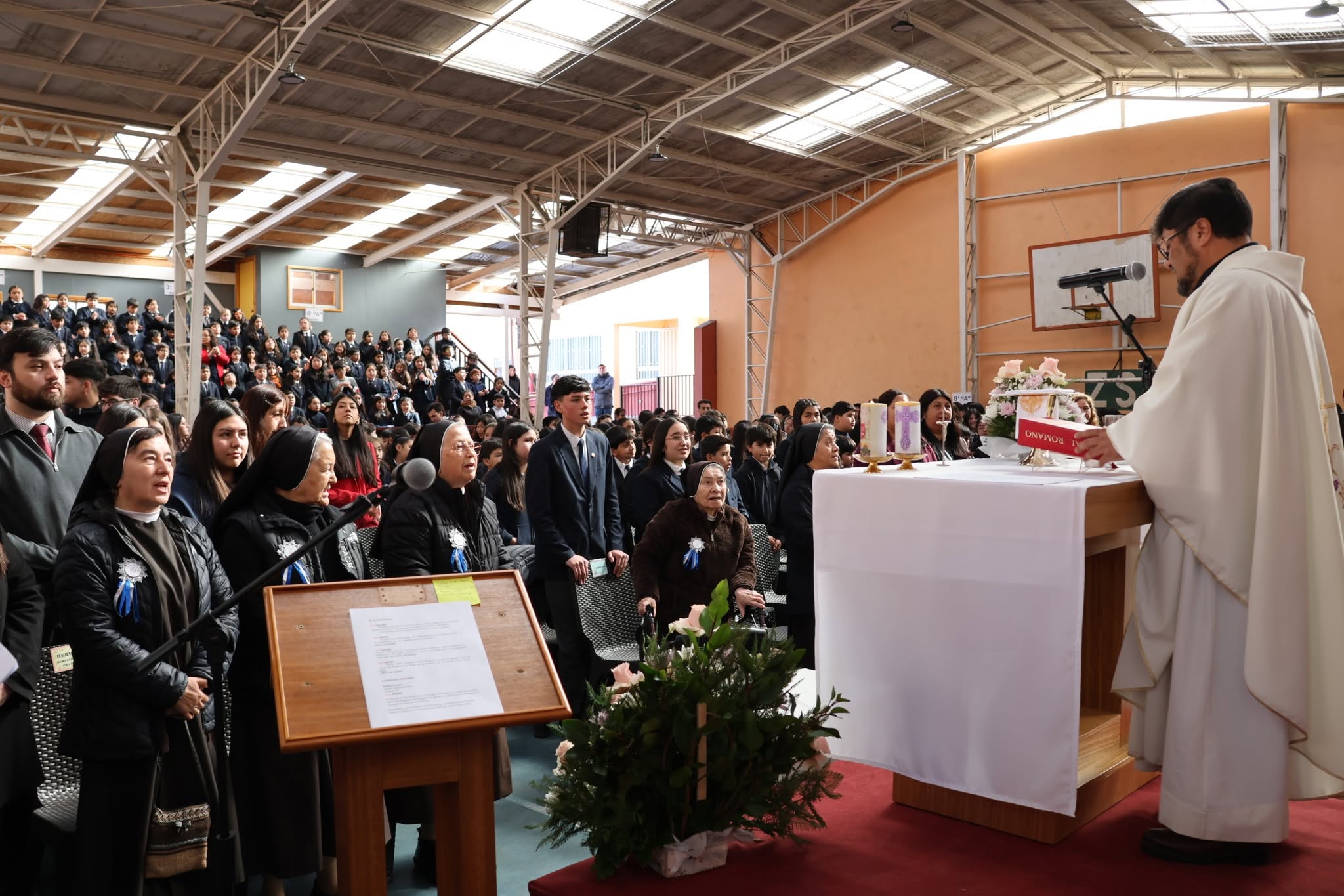 Read more about the article MISA DE CELEBRACIÓN – COMUNIDAD DE LAS HERMANAS