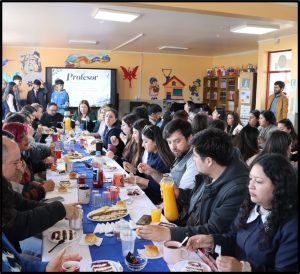  DESAYUNO DEL CENTRO DE ESTUDIANTE A PROFESORES